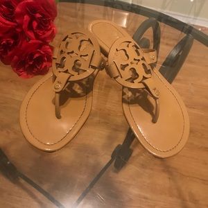 🌺🌸Tory Burch Miller Sandals 🌼🌺